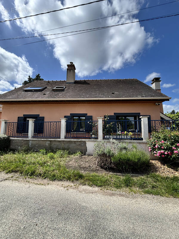 Maison à SAINT-LUBIN-DES-JONCHERETS