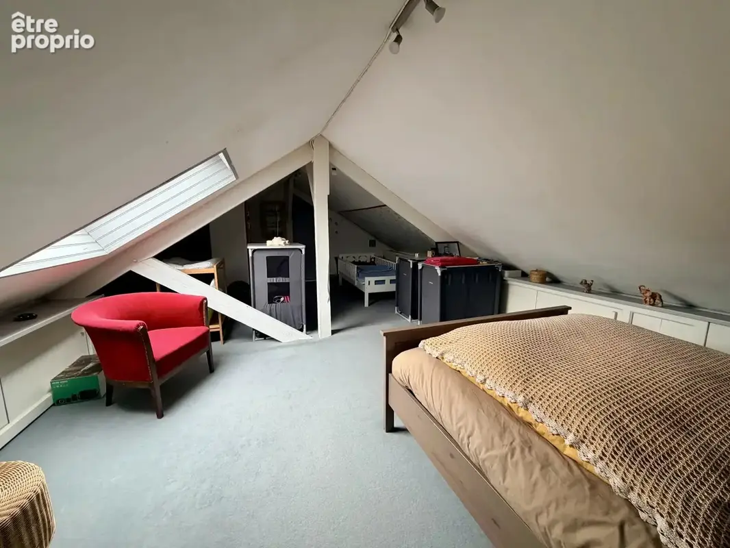 Grande maison dans Bernay - 5-6 chambres - plus de 200m2 d'espace - sous-sol/carport - 808m2 - photo 14