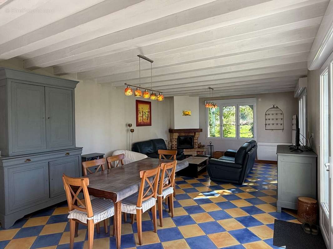 Maison à SAINT-SATURNIN