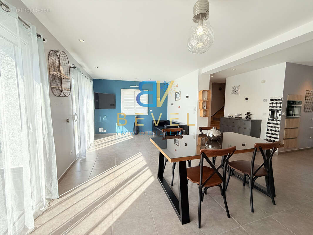 Maison à LA CHAMBRE