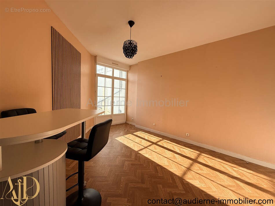 Appartement à AUDIERNE