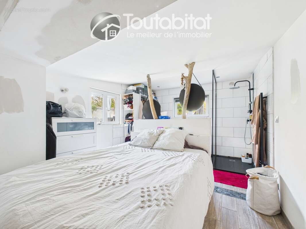 Maison à CHARLEVILLE-MEZIERES