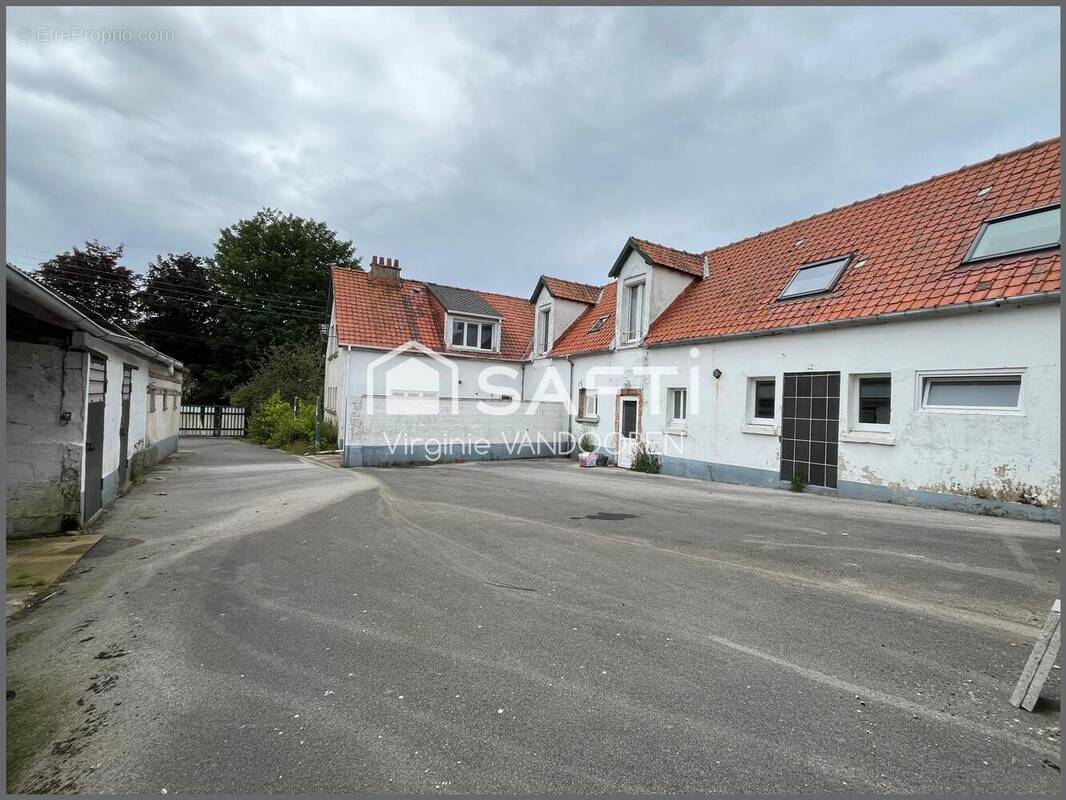 Photo 1 - Maison à LE PORTEL