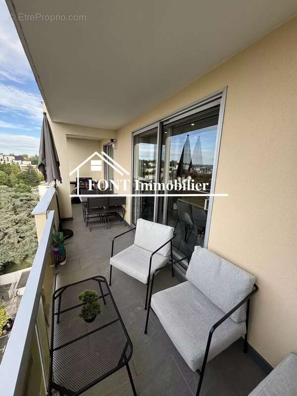 Appartement à SAINT-ETIENNE