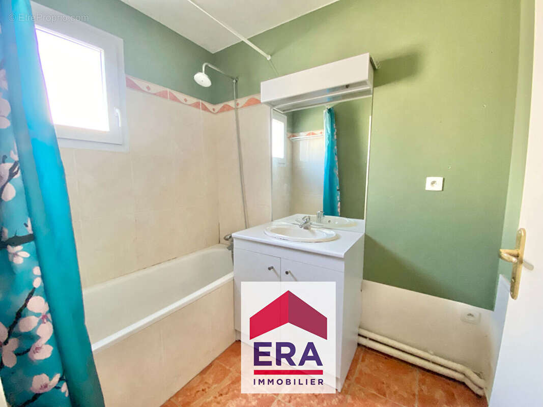 Appartement à SARTROUVILLE