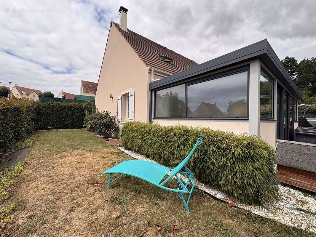 Maison Esches 6 pièce(s) 133 m2 - photo 11