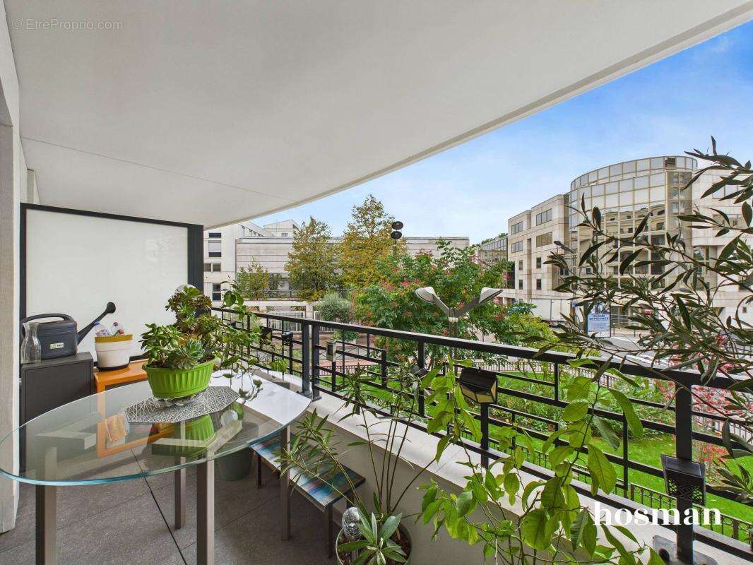 Appartement à LEVALLOIS-PERRET