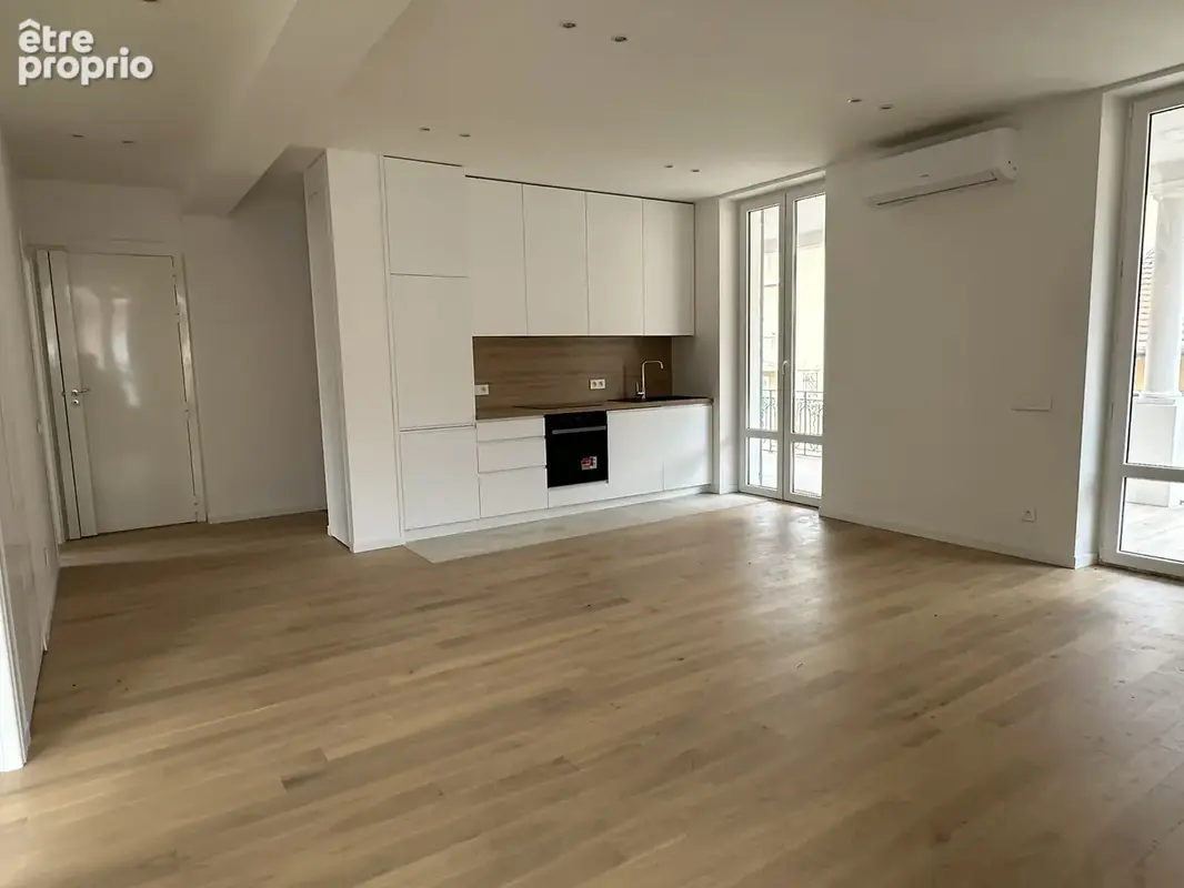 Magnifique appartement rénové avec terrasse et grenier - photo 4