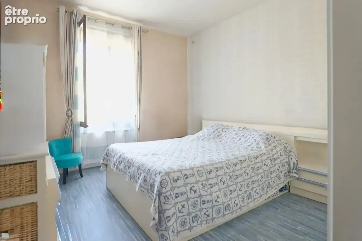 Maison 7 pièces 151 m² à vendre à Chambly (60230) - photo 3