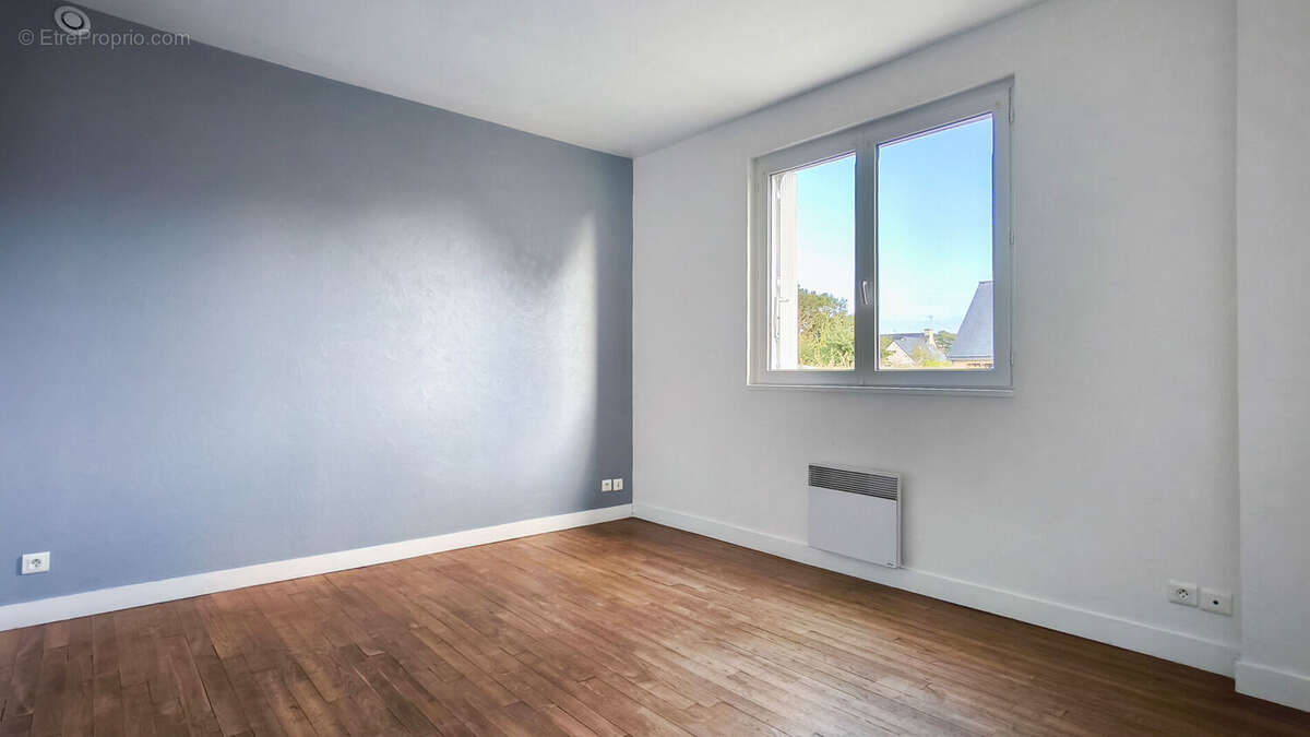 Trégunc - Secteur champêtre, maison 4 chambres et combles aménageables - photo 8