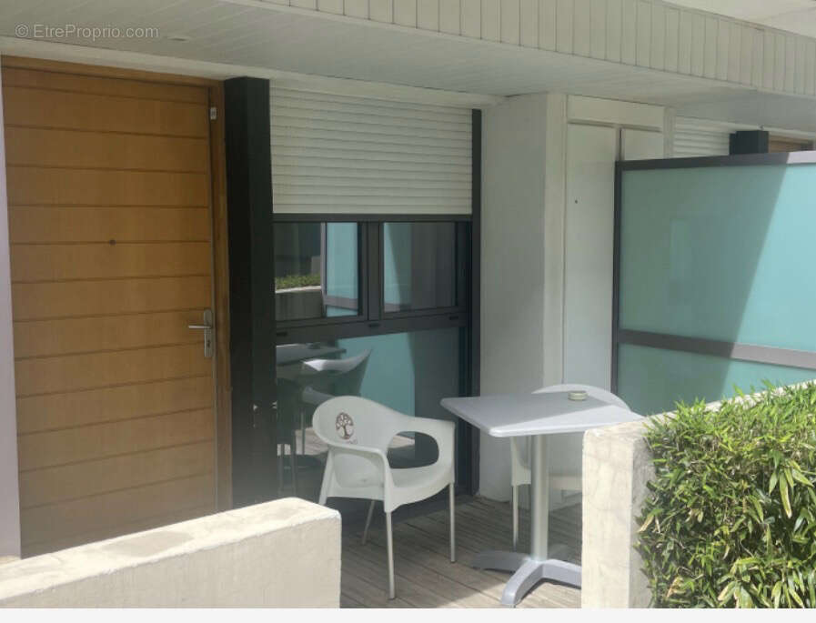 lot de 2 appartements T1 côte à côte aux portes d'Aix en provence -Résidence avec piscine - photo 4