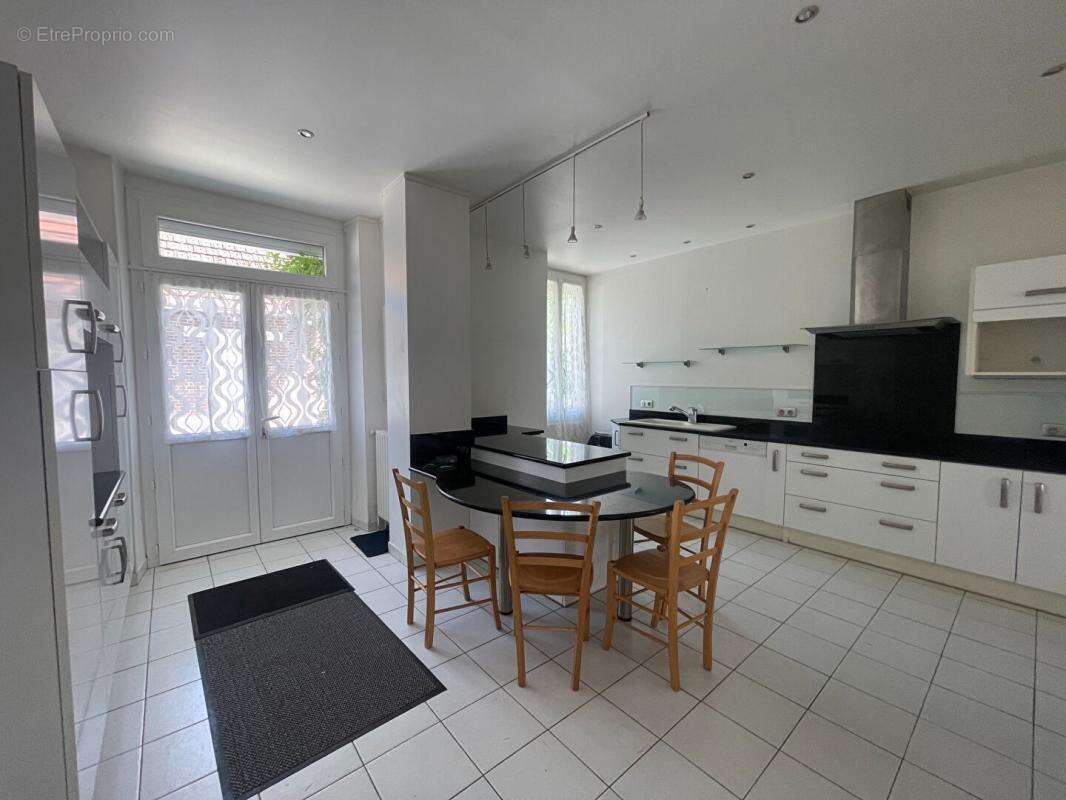 Propriétés Varennes Changy - photo 3