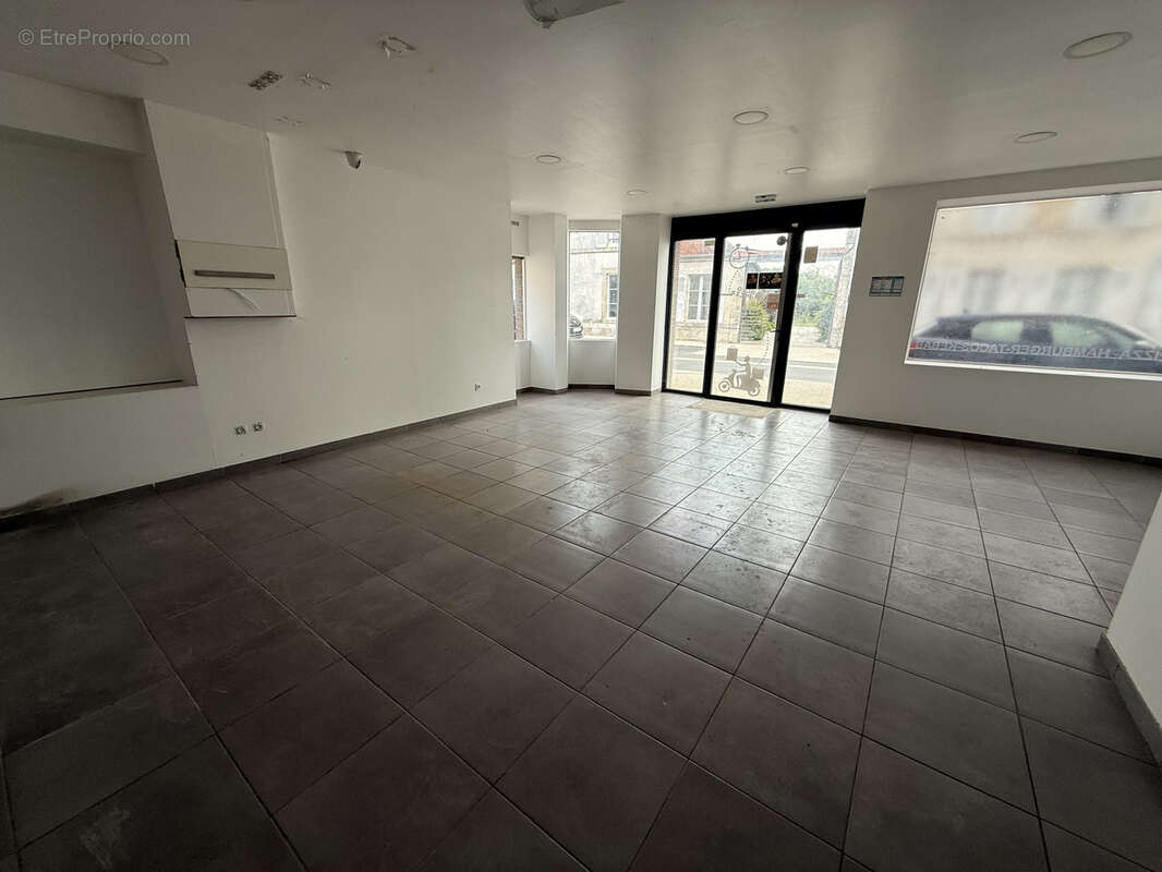 Appartement à CHECY
