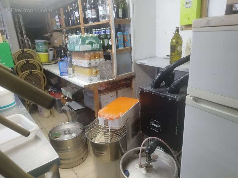 Commerce à PARIS-11E