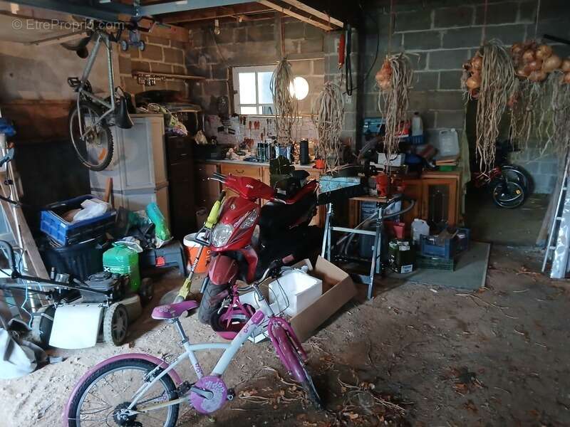 Maison à SAINT-LEOPARDIN-D'AUGY