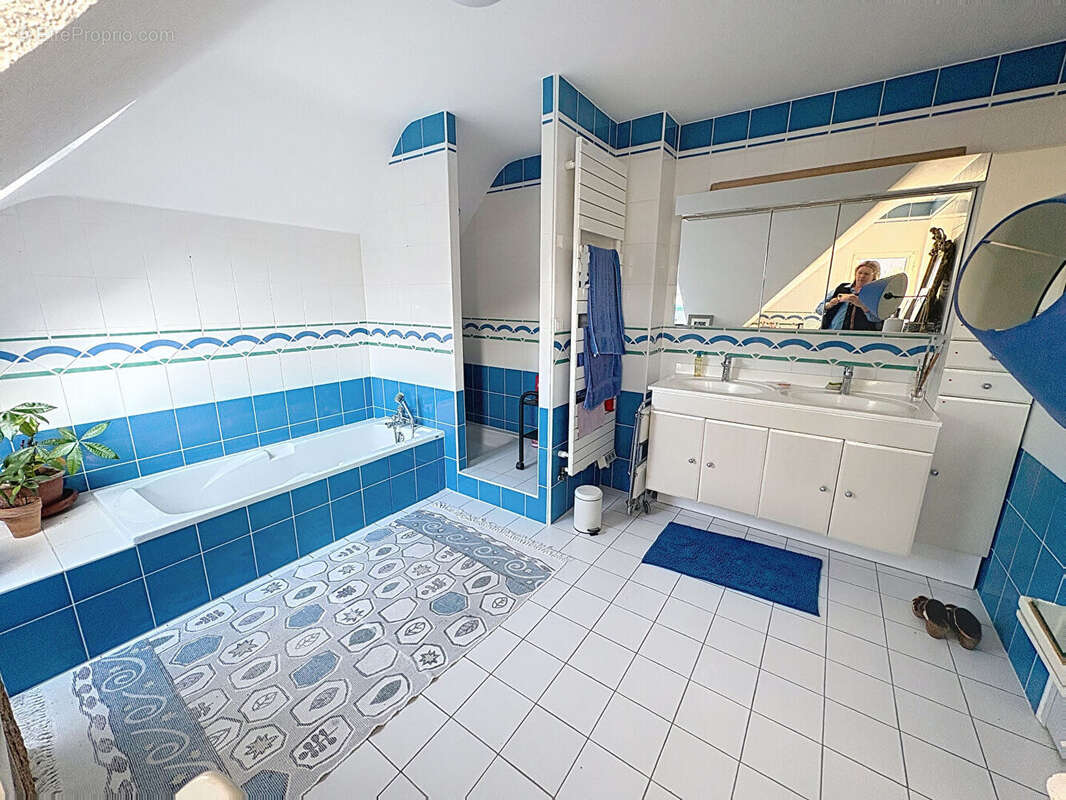 Maison à LE POULIGUEN