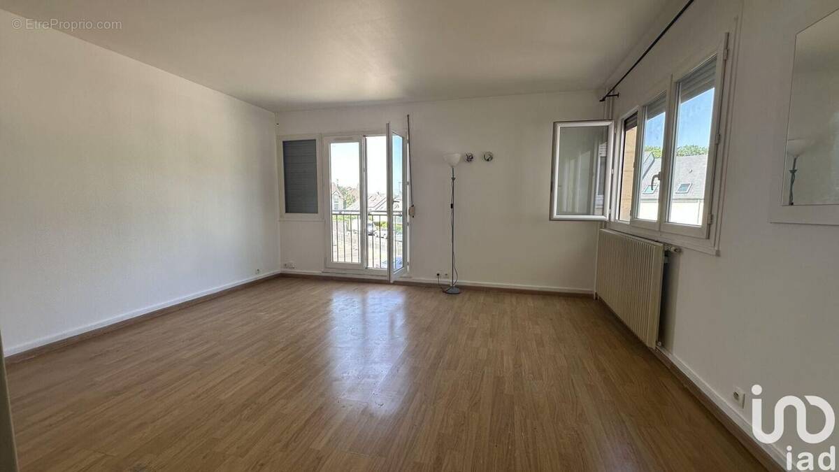 Photo 1 - Appartement à OZOIR-LA-FERRIERE