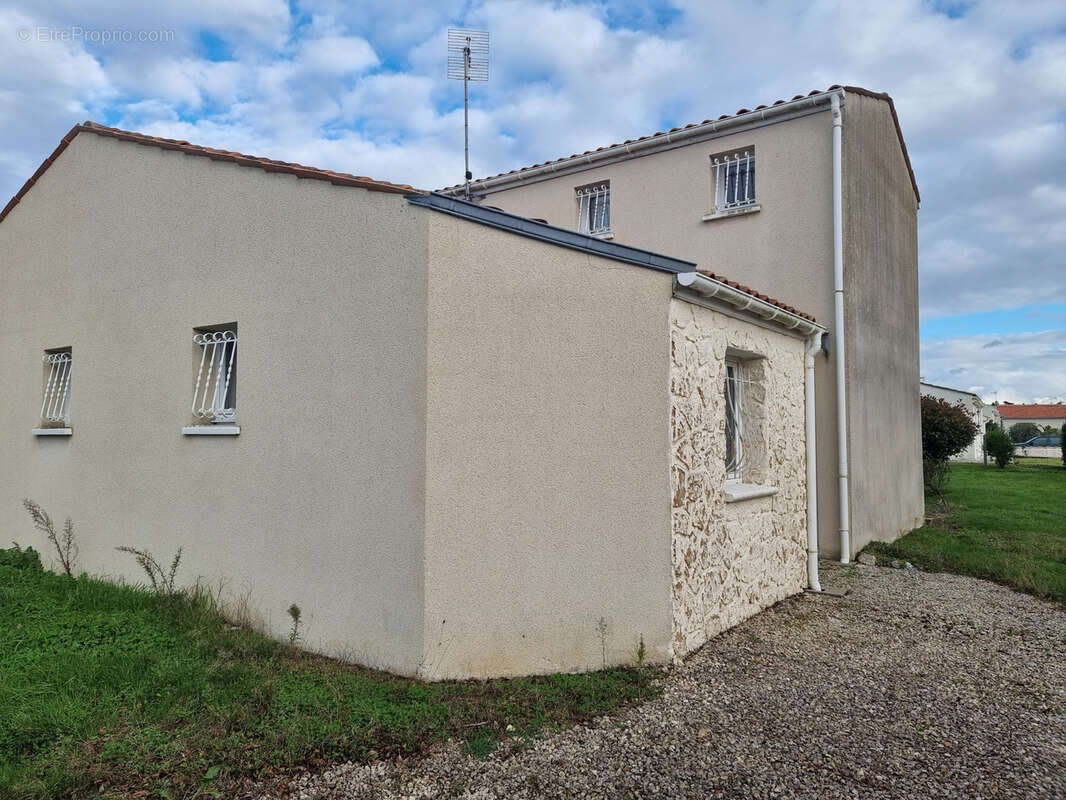 Maison à ROCHEFORT