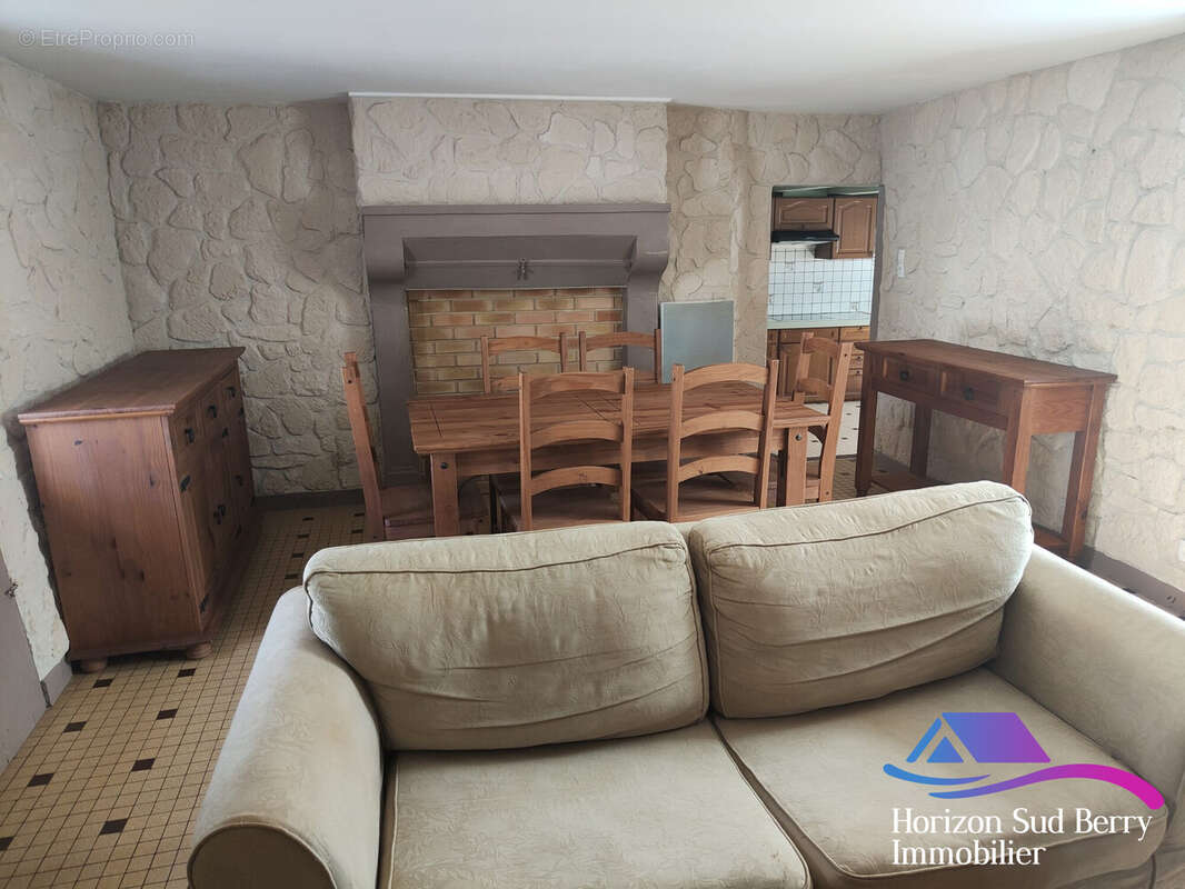 Séjour - Maison à BRIANTES