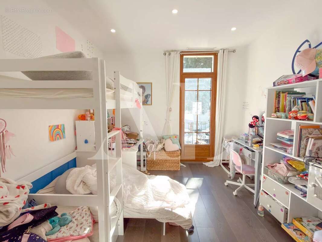 Maison à VALLAURIS