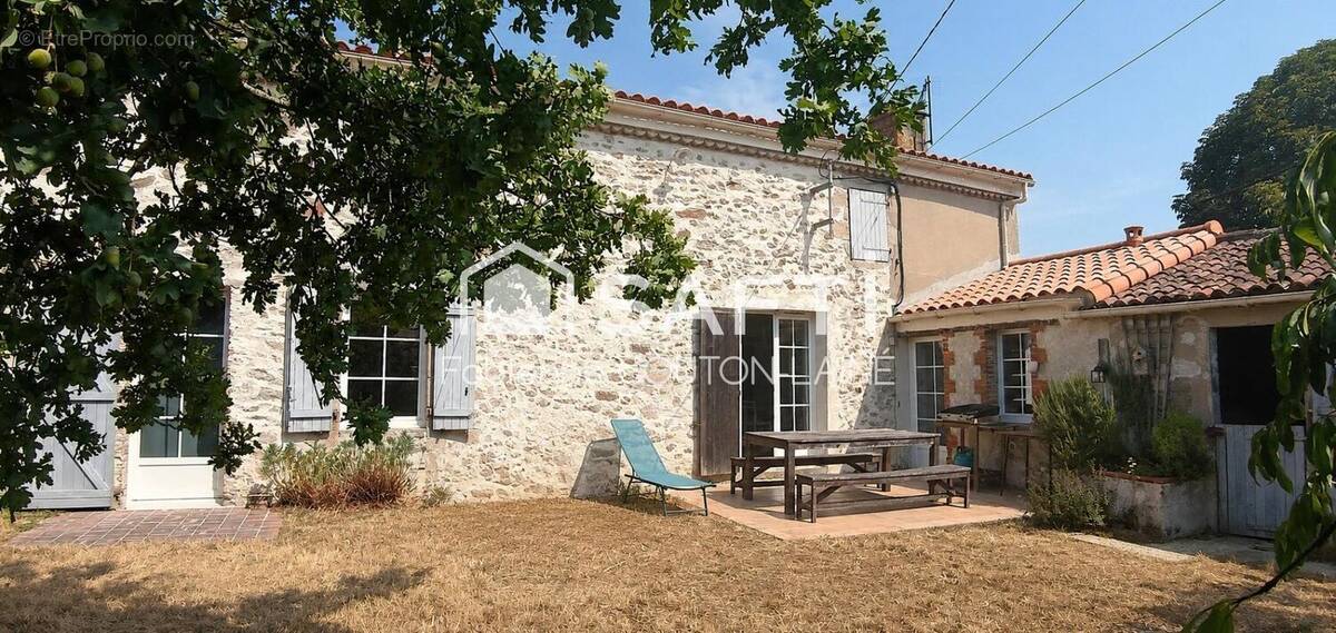 Photo 1 - Maison à AIZENAY