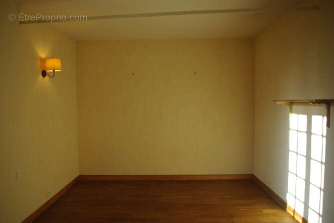 Appartement à COURTEUIL