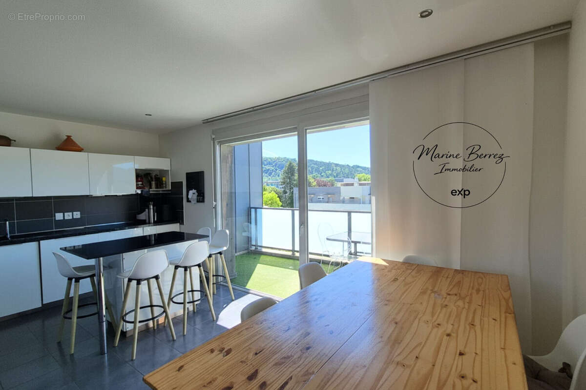 Appartement 87 m² à Chambery  - photo 2