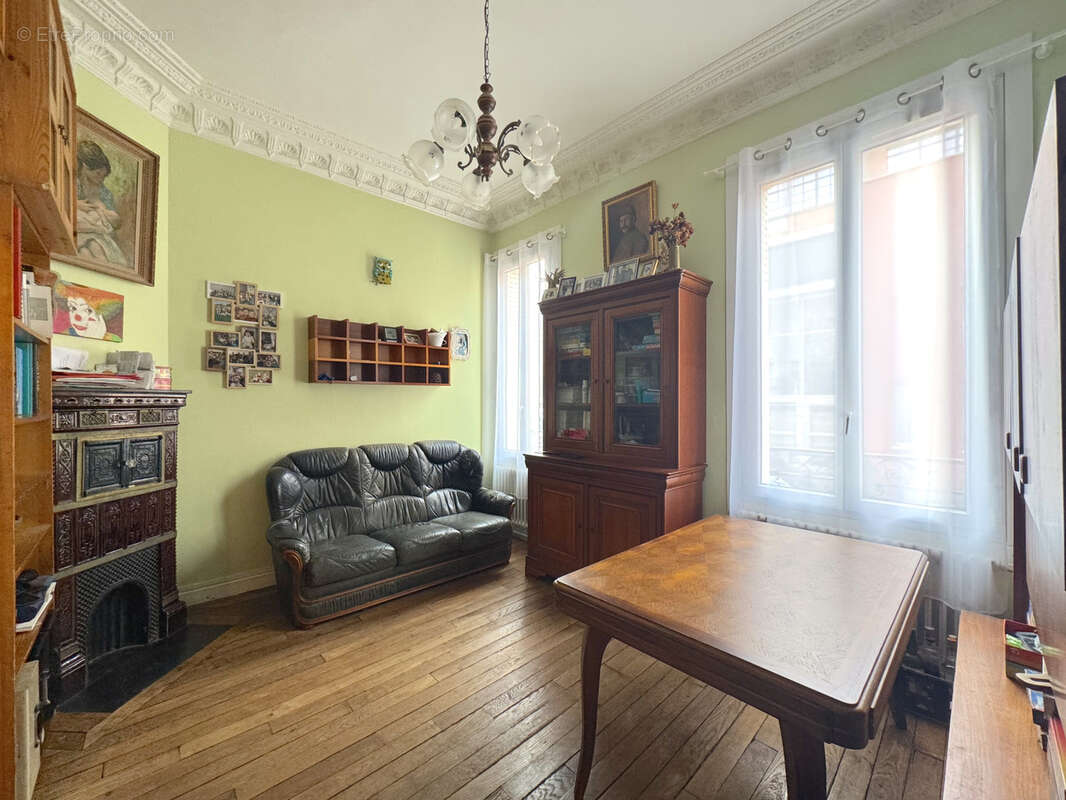 Appartement à ASNIERES-SUR-SEINE