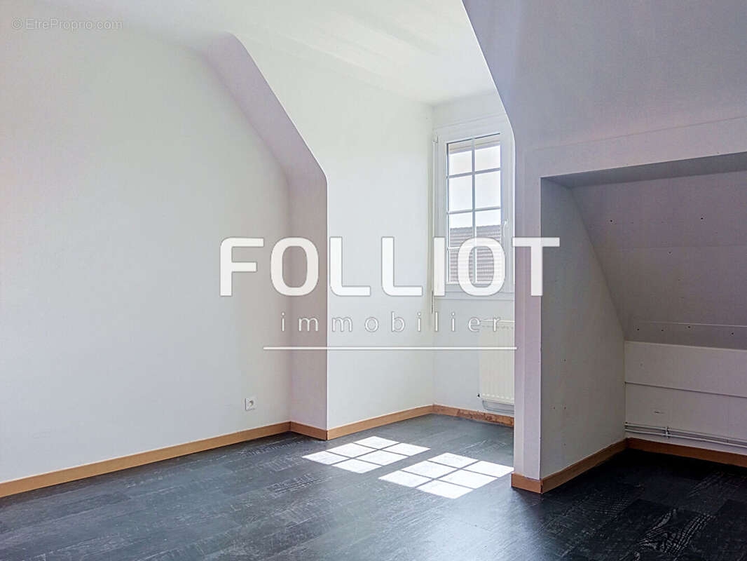 A VENDRE Maison Saint Lo                                                             7 pièce(s) - photo 13