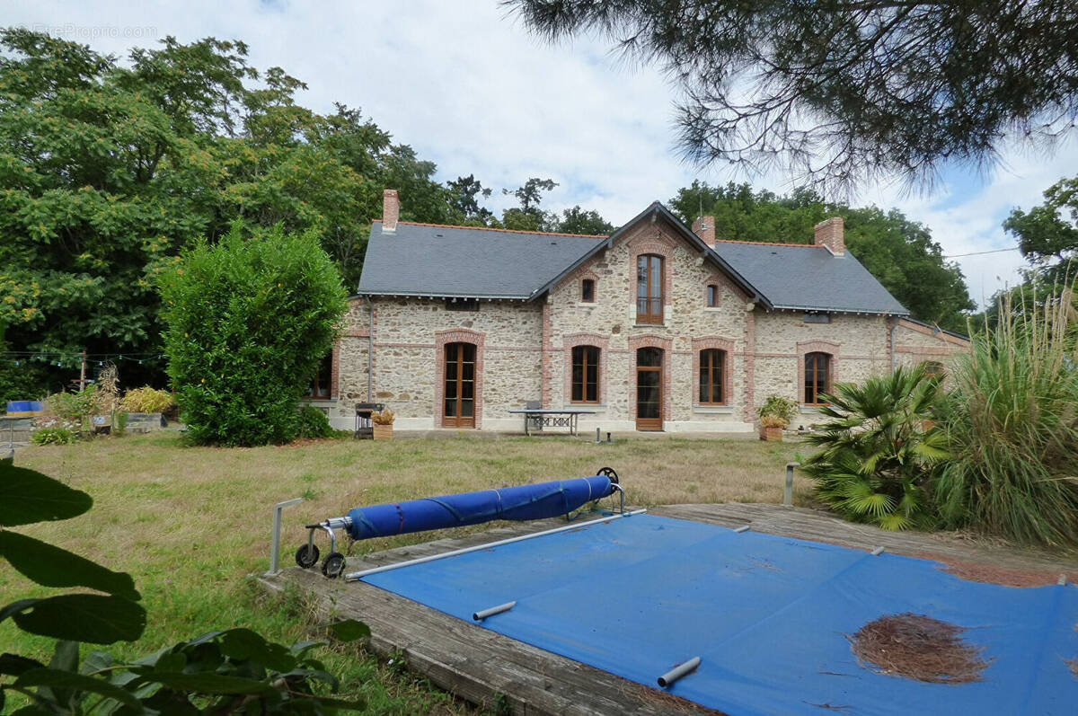 Maison à BEAUCOUZE