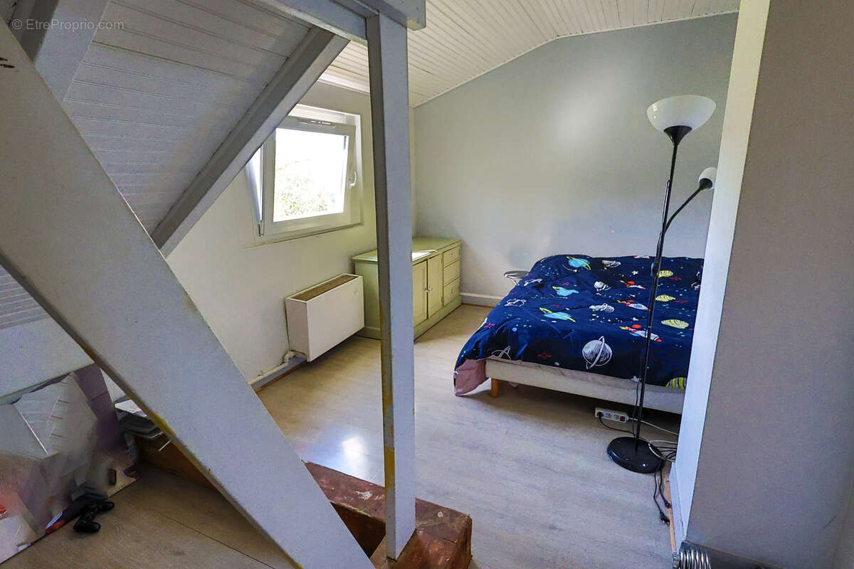 Maison à SAINTRY-SUR-SEINE