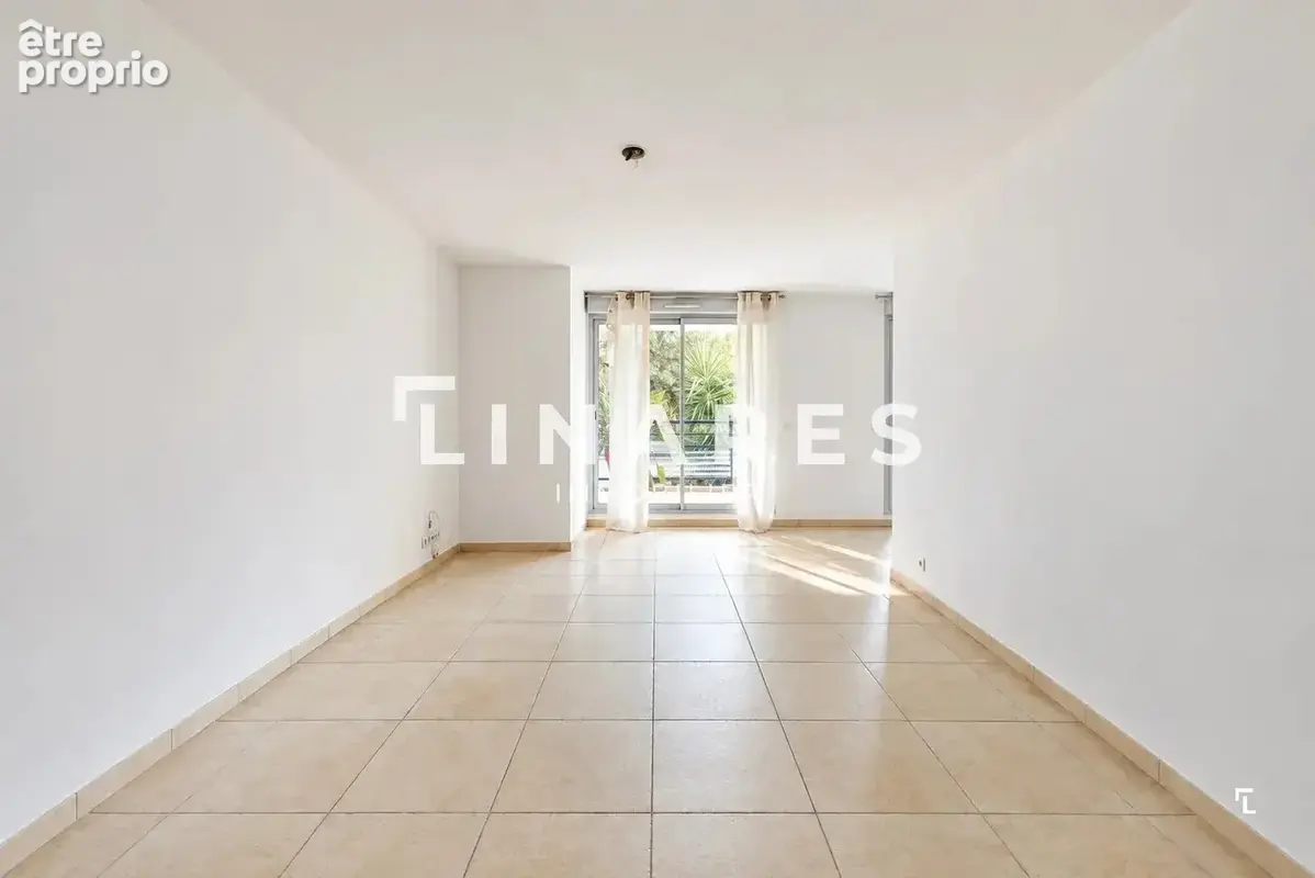 LE ROLAND – Appartement T3 de 76 m² - Terrasse – 13008 - photo 9