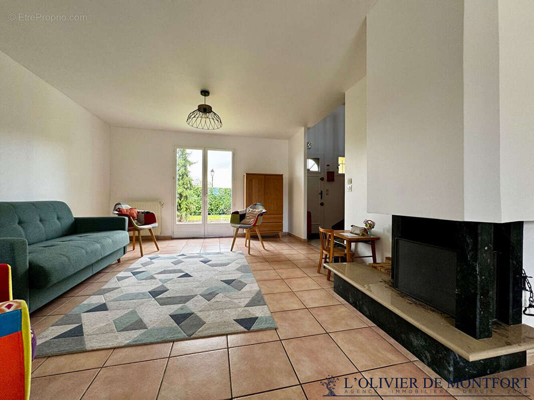 Maison à MONTFORT-L'AMAURY