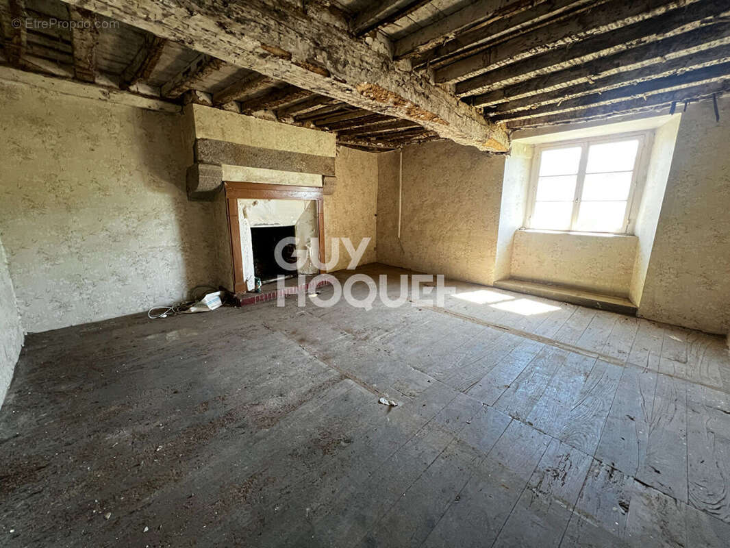 Maison à DOL-DE-BRETAGNE