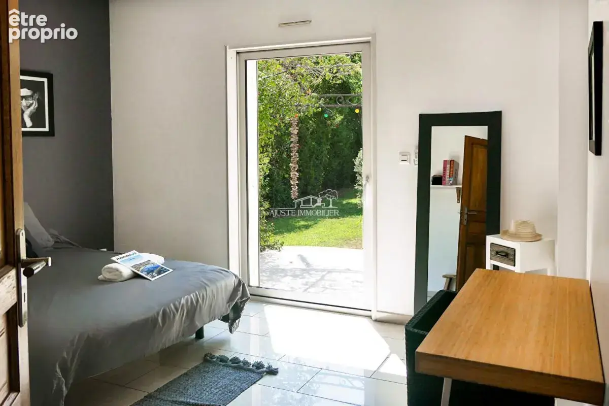 Propriété d'exception de 252m² sur une parcelle de 1650m² - photo 14