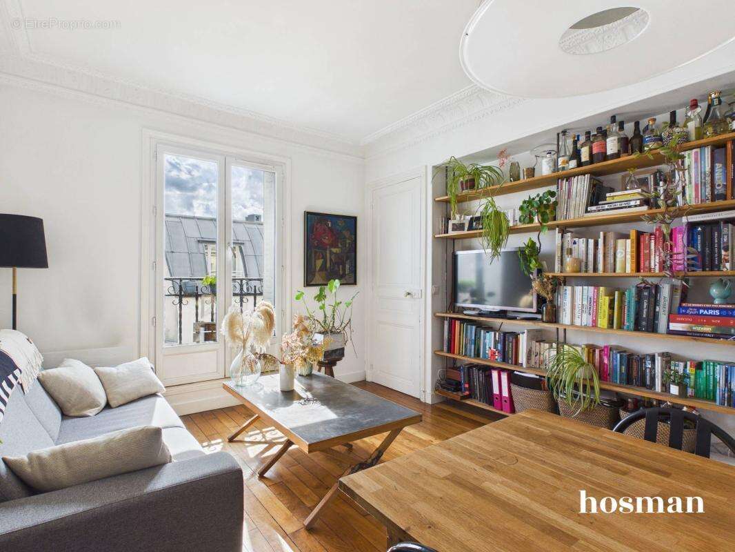 Appartement à PARIS-19E