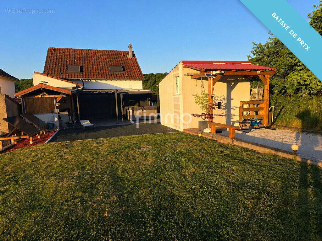 Maison 186,37 m2 T6/7 avec véranda - photo 14
