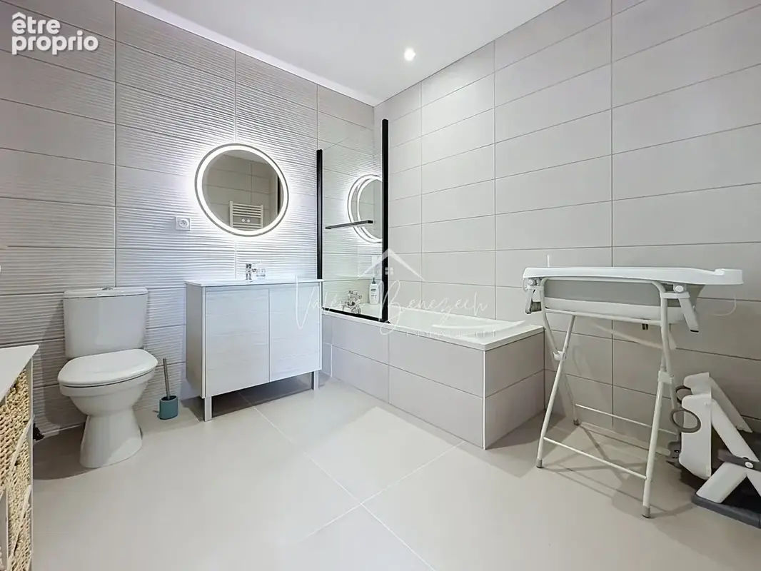 Villa avec piscine et grand entrepôt   À 15 minutes St-Affrique - photo 12