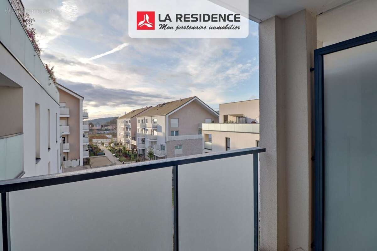 Appartement à JOUY-LE-MOUTIER