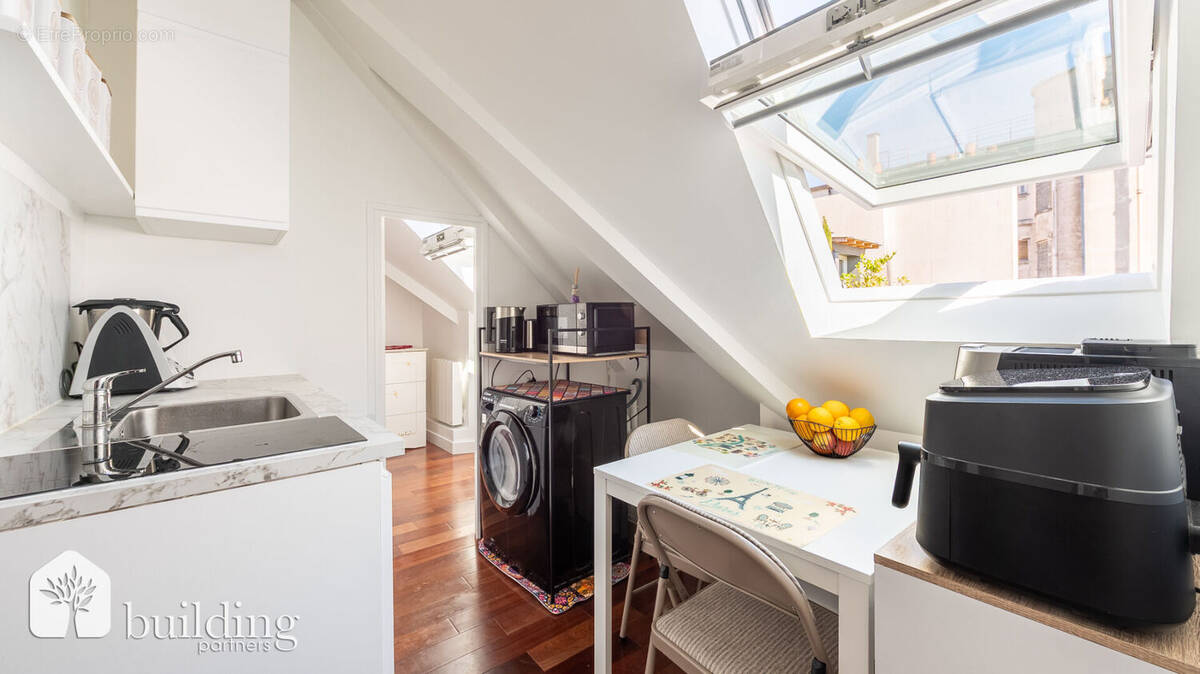 Photo Appartement à Paris-8e au prix de 380 000€