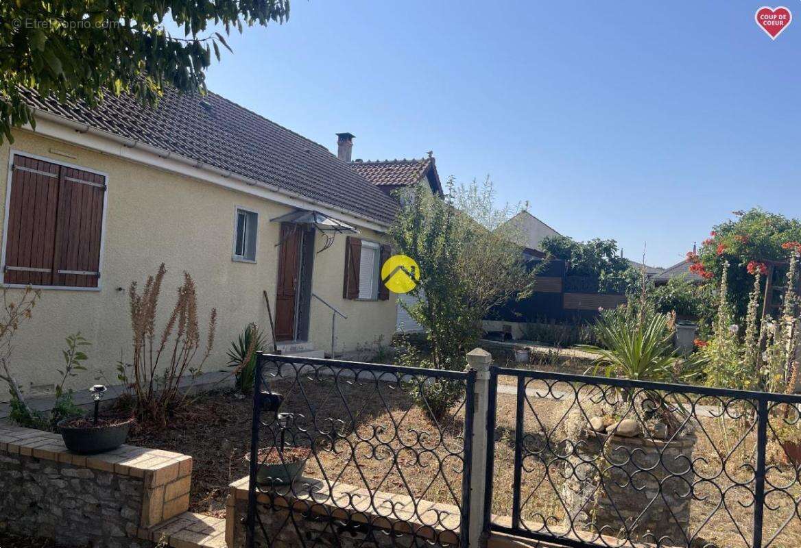 Pavillon sur avord de 5 pieces - photo 13