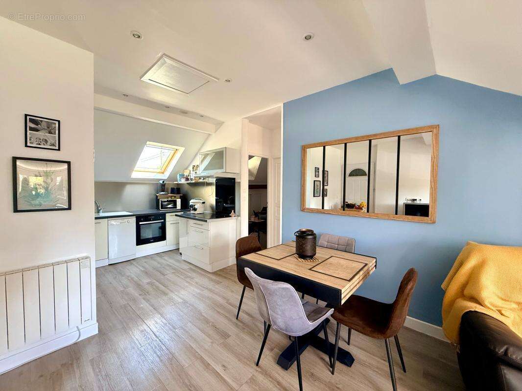 Appartement À Vendre - photo 2
