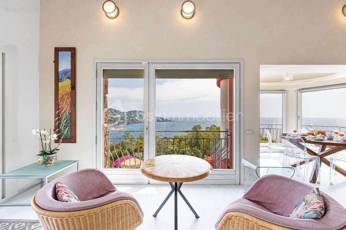 Maison à SAINT-RAPHAEL