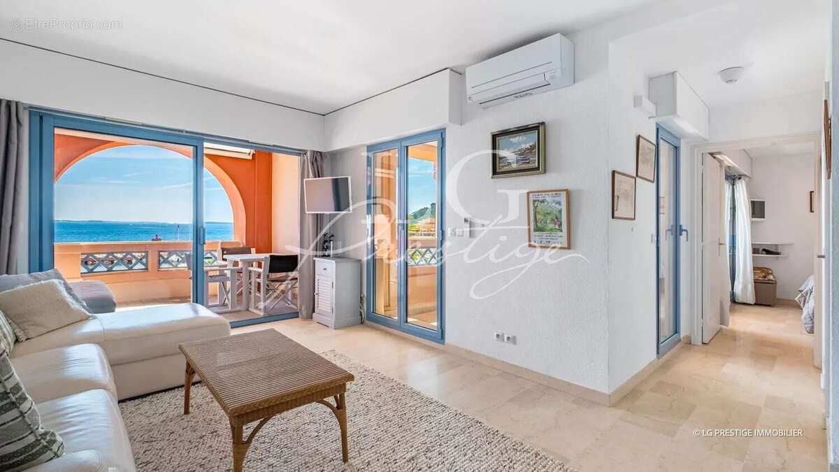 Appartement à THEOULE-SUR-MER