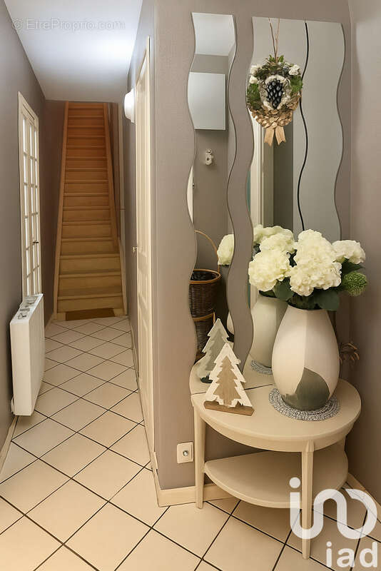 Maison 180 m² à Crepy-En-Valois  - photo 4