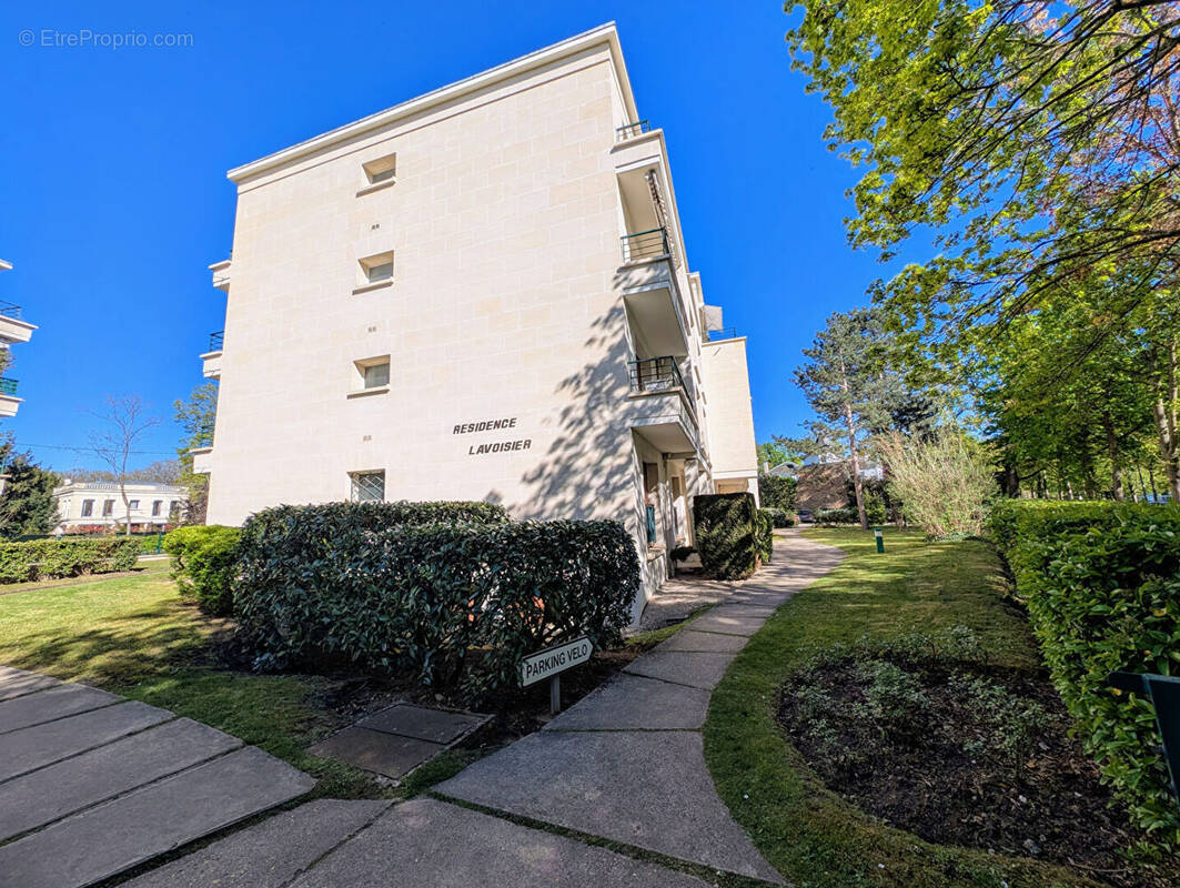 Appartement à MAISONS-LAFFITTE