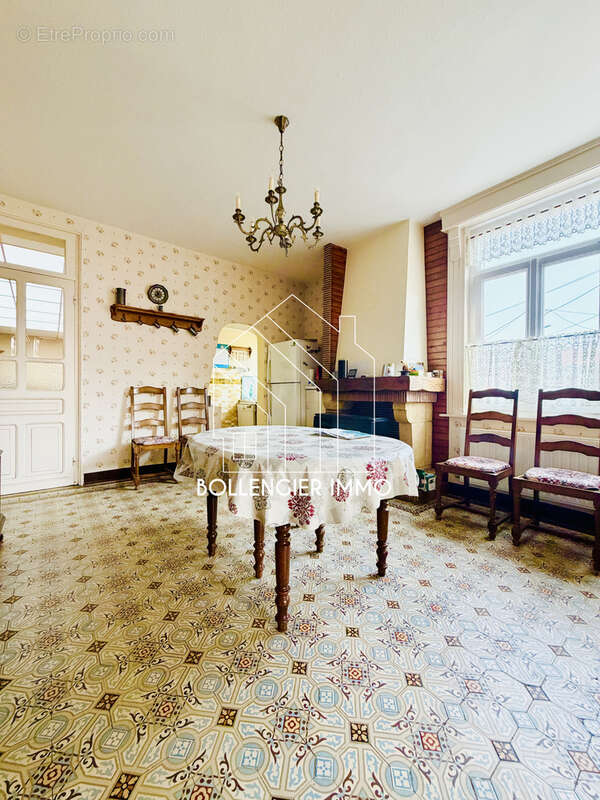 Maison à ISBERGUES
