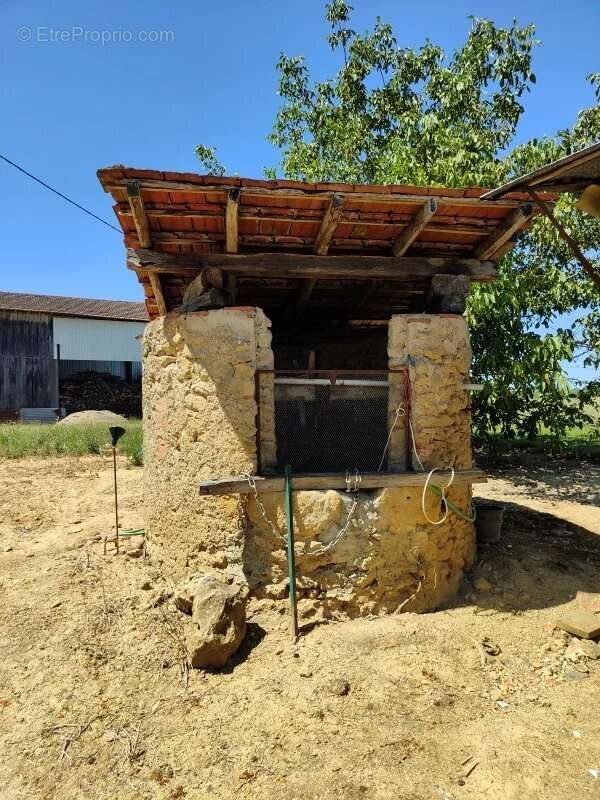 Maison à SEISSAN