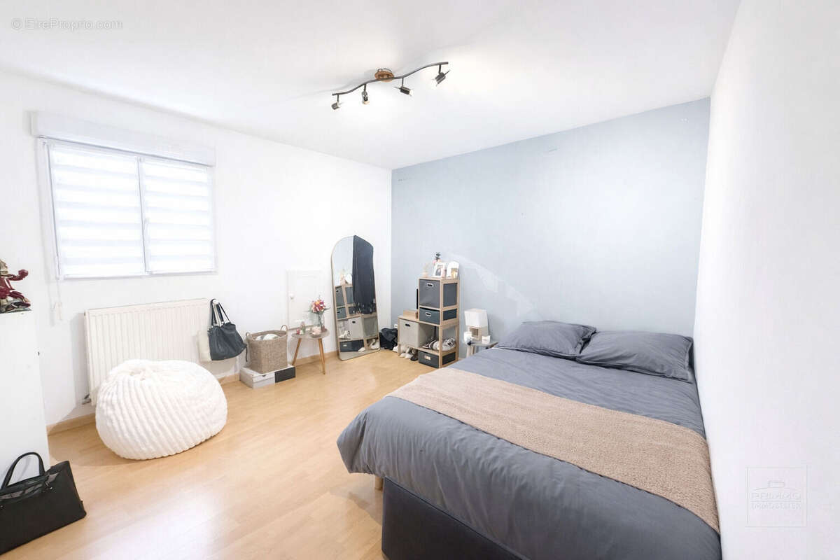 Appartement à CHASSELAY