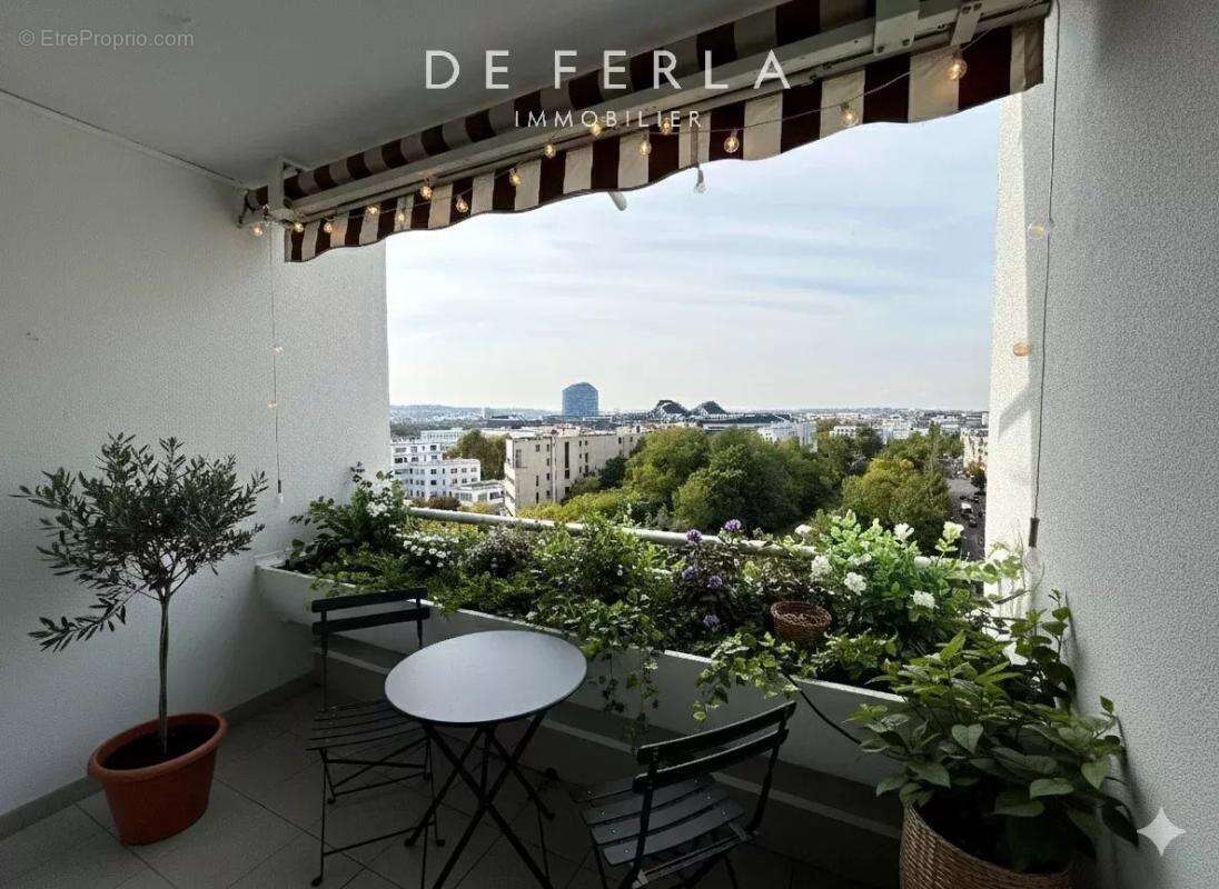 Appartement à PARIS-15E